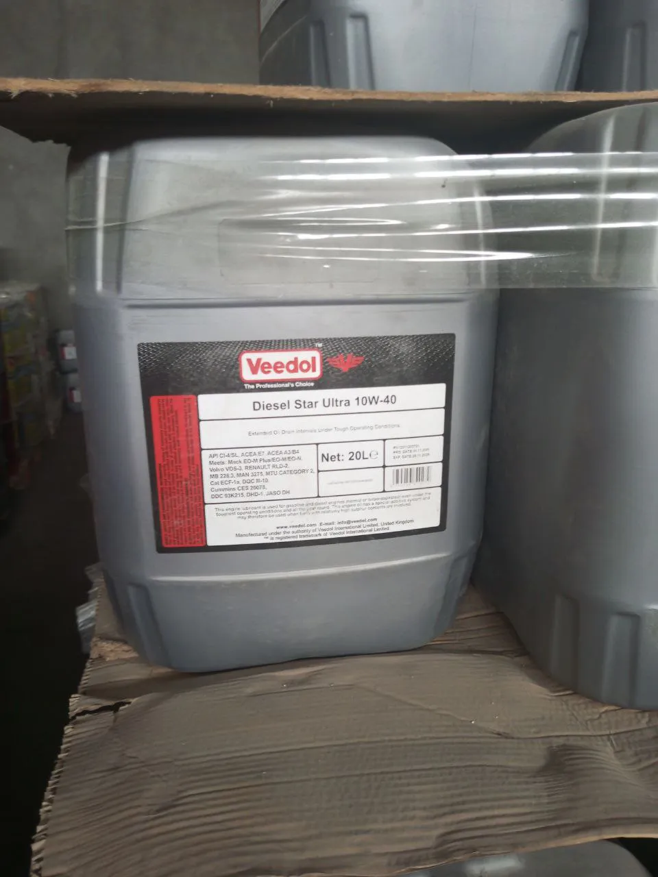 Veedol Veedol Diesel Star Ultra 10w40 API CI-4/SL MAN 3275 20L